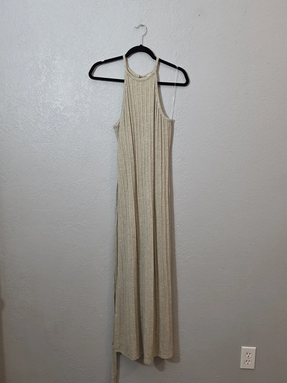 NWT Anthropologie/Amadi Caroline Knit Halter Maxi Dress In Oatmeal Womens M - Picture 3 of 16